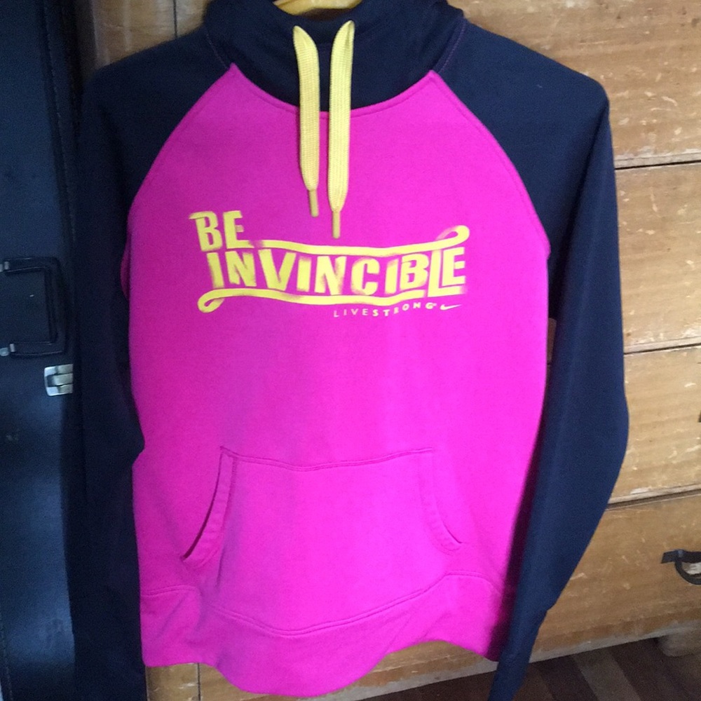 Pull over hoodie